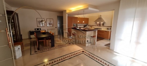 Foto Appartamento in via narici, Alcamo Semicentro di 220 m² con 7 locali
