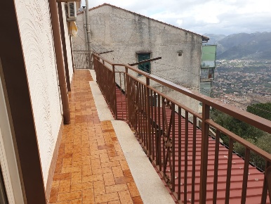 Foto Appartamento in viale Regione Siciliana 123, Monreale di 140 m²