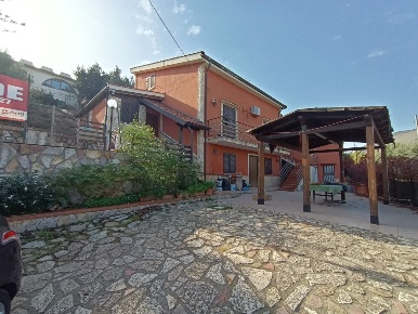 Foto Villa unifamiliare in Strada Provinciale Pezzingoli 62, Monreale