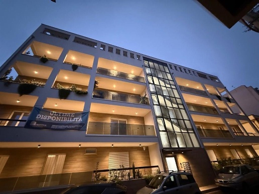 immagine annuncio 1 di 8