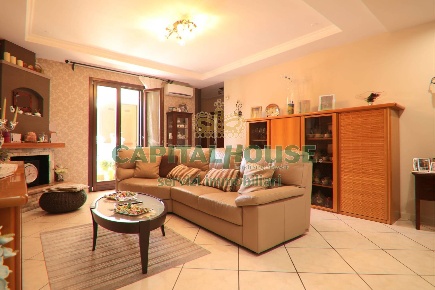 Foto Appartamento a Maddaloni Centro di 115 m² con 4 locali in vendita