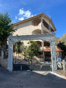 Foto Appartamento in Strada Provinciale  57, Monreale Pioppo di 150 m²