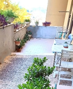 Foto Appartamento a Ancona di 118 m² con 4 locali in vendita