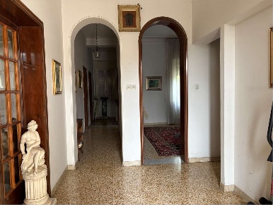 Foto Villa unifamiliare in ponte a moriano, Lucca Ponte a Moriano di 275 m²