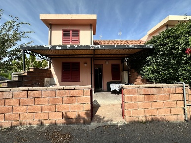 Foto Villa a schiera in Via SPINESANTE 25, Barcellona Pozzo di Gotto Centro