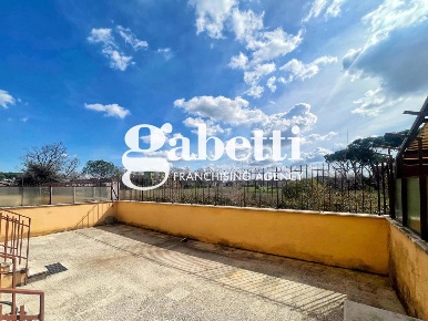 Foto Appartamento in Via ANAGNI 0, Roma in vendita