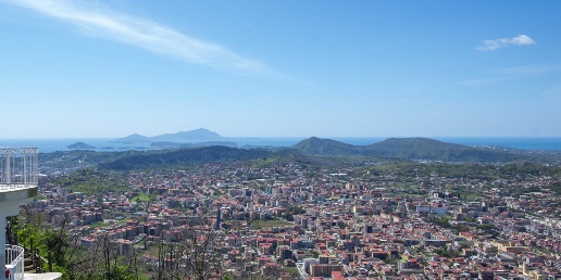 Foto Villa unifamiliare in cupa camaldoli 12a, Napoli Camaldoli di 200 m²