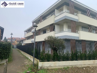 Foto Appartamento a Pioltello Centro di 130 m² con 4 locali in vendita