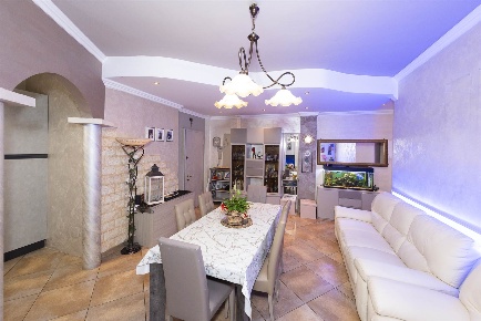 Foto Appartamento in VIA WAGNER  18, Pioltello Centro di 92 m² con 3 locali