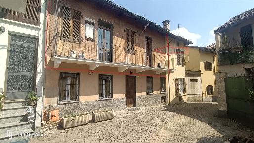 Foto Appartamento in via san Pietro 4, Chieri Centro Storico di 60 m²