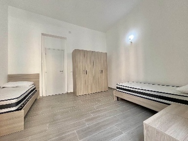 Foto Appartamento in Via Arcoleo  57, Palermo Oreto - Perez di 120 m²