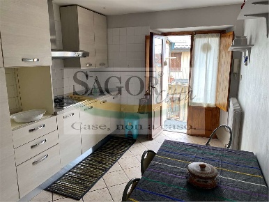 Foto Appartamento in Via Saluzzo 10, Pinerolo in vendita