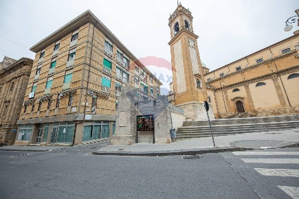 Foto Appartamento in Via Gabelle, Caltagirone Centro di 185 m² con 7 locali