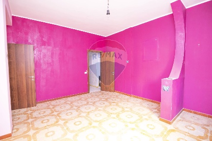 Foto Appartamento in Viale Autonomia, Caltagirone Centro di 100 m²