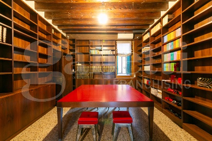 Foto Appartamento in Dorsoduro, Venezia Accademia - Salute di 208 m²