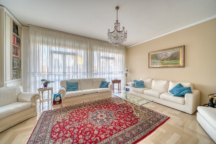Foto Appartamento in Via Galliate 11, Torino Parella di 220 m² con 7 locali