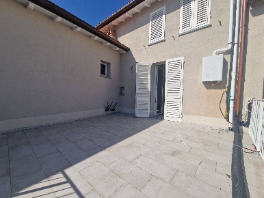 Foto Appartamento a Pistoia di 100 m² con 4 locali in vendita