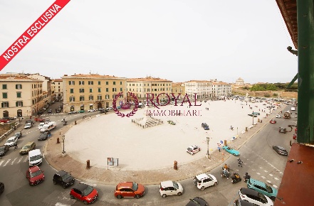 Foto Appartamento in Piazza Della Repubblica, Livorno in vendita
