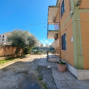 Foto Appartamento in Via Messenape, Bari di 150 m² con 4 locali in vendita