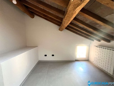 Foto Appartamento in via Fornaci, Carpi di 90 m² con 5 locali in vendita