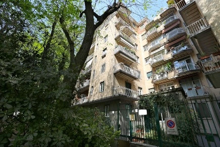 Foto Appartamento in Via G. Rotondi, Milano Sempione di 88 m² con 3 locali