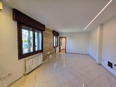 Foto Appartamento a Chioggia Brondolo di 80 m² con 6 locali in vendita