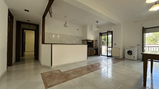 Foto Appartamento in Via Trilussa, Albano Laziale Centro di 70 m²