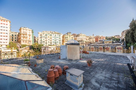 Foto Appartamento in Via Marcello Durazzo, Genova in vendita