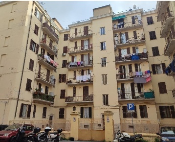 Foto Appartamento in Via Enrico Porro 1, Genova Sampierdarena di 113 m²