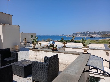 Foto Appartamento in DISCESA COROGLIO 34, Napoli Bagnoli di 35 m²