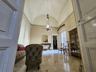 Foto Appartamento in VIA PASQUALE CASO  2, Altamura di 220 m² con 7 locali