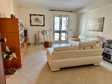 Foto Appartamento in Via Livatino 12, Ragusa Nunziata - Pianetti di 134 m²