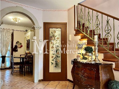 Foto Villa a schiera a Viareggio Darsena - Ex Campo di Aviazione di 140 m²