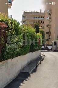 Foto Appartamento in Via Michelangelo 151, Aversa di 160 m² con 5 locali