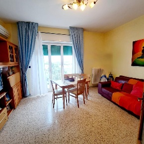 Foto Appartamento in Via Marche, Bari San Paolo di 134 m² con 5 locali