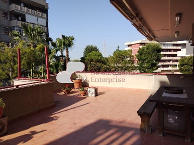 Foto Appartamento in Via Camillo Rosalba, Bari Poggiofranco di 166 m²