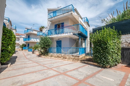 Foto Appartamento in Via Vulcano, Ragusa Marina di Ragusa Centro di 65 m²