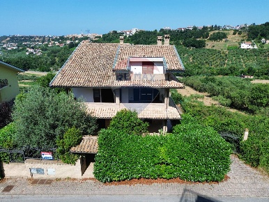Foto Villa singola in Contrada Torre Marino, Lanciano in vendita