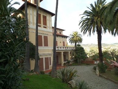 Foto Appartamento a Imperia di 60 m² con 2 locali in vendita