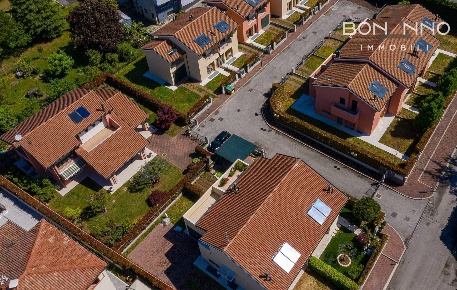 Foto Villa a Castelfranco Veneto in vendita