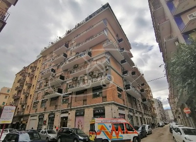 Foto Appartamento in Via Lecce 18, Foggia di 190 m² con 6 locali in vendita
