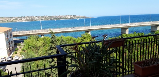 Foto Appartamento in Via Montello 37, Augusta di 191 m² con 7 locali