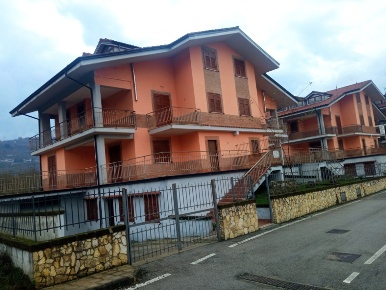 Foto Villa unifamiliare in contrada chiaire, Avellino di 400 m² in vendita