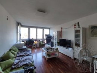 Foto Appartamento a Udine di 138 m² con 5 locali in aste