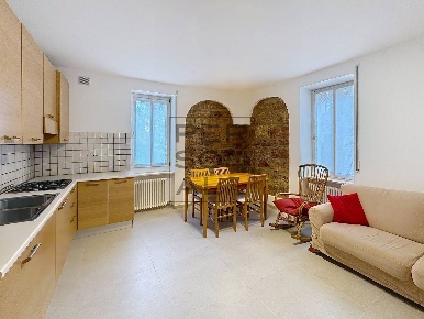 Foto Appartamento in Via Bronzetti, Trento San Pio X di 90 m² con 3 locali