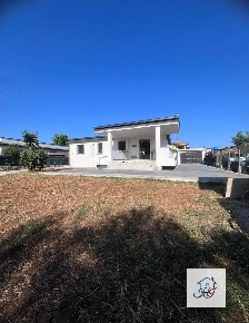 Foto Villa unifamiliare a Anzio Stazione Lavinio di 75 m² con 6 locali