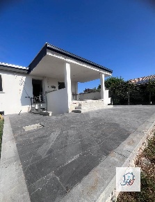 Foto Villa unifamiliare a Anzio Stazione Lavinio di 75 m² con 6 locali