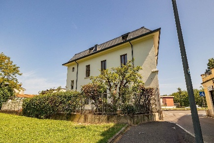 Foto Appartamento a Milano Quarto Cagnino di 155 m² con 3 locali in vendita