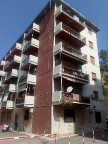 Foto Appartamento in via mario passamonte, Messina di 90 m² con 3 locali