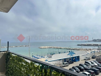 Foto Appartamento in VAN WESTERHOUT, Bari San Girolamo di 80 m² in vendita